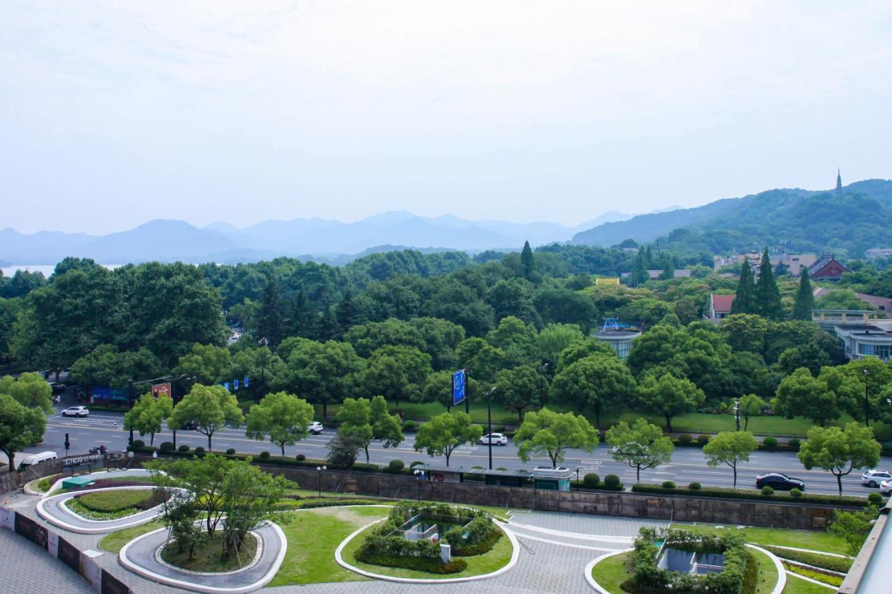 Wyndham Grand Plaza Royale Hangzhou Exterior photo